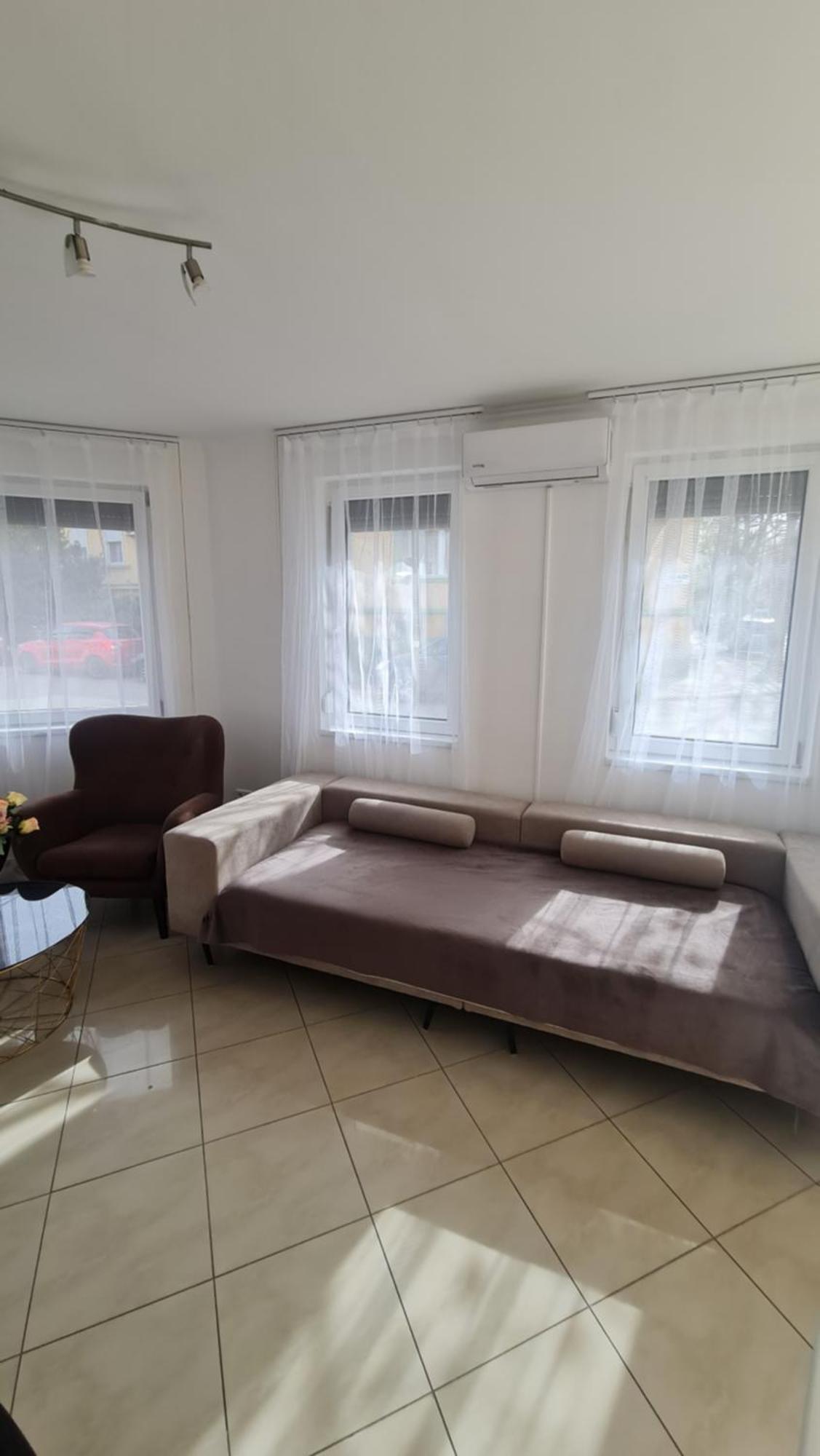 Tulipan Apartman Szeged Exterior foto